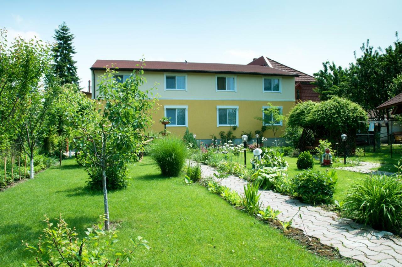 Pension Delia Gardens Timişoara Exterior foto